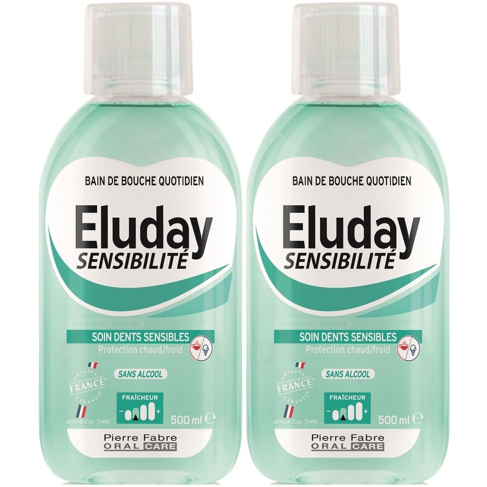 Zwei Flaschen Mundspülung. Aufschrift: Eluday Sensibilité, Bain de bouche quotidien, Soin dents sensibles, 500 ml. Mit französischem Logo.
