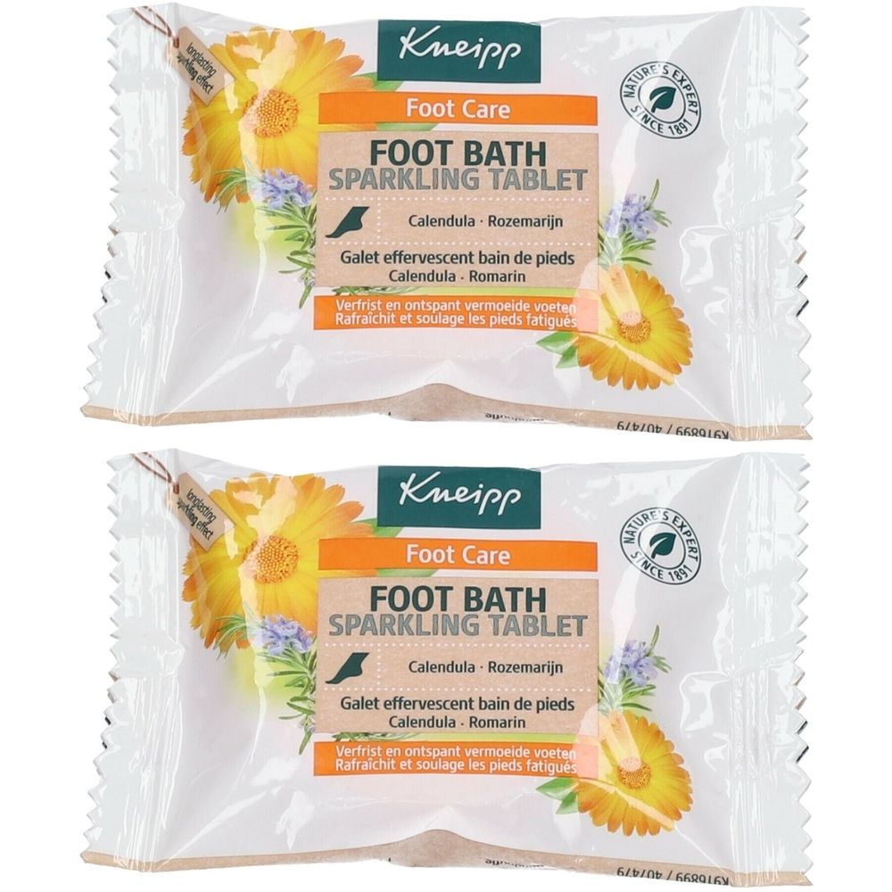 Zwei verpackte Kneipp Fußbad-Tabletten. Aufschrift: Foot Bath Sparkling Tablet, Calendula-Rosmarin. Mit floralen Illustrationen.