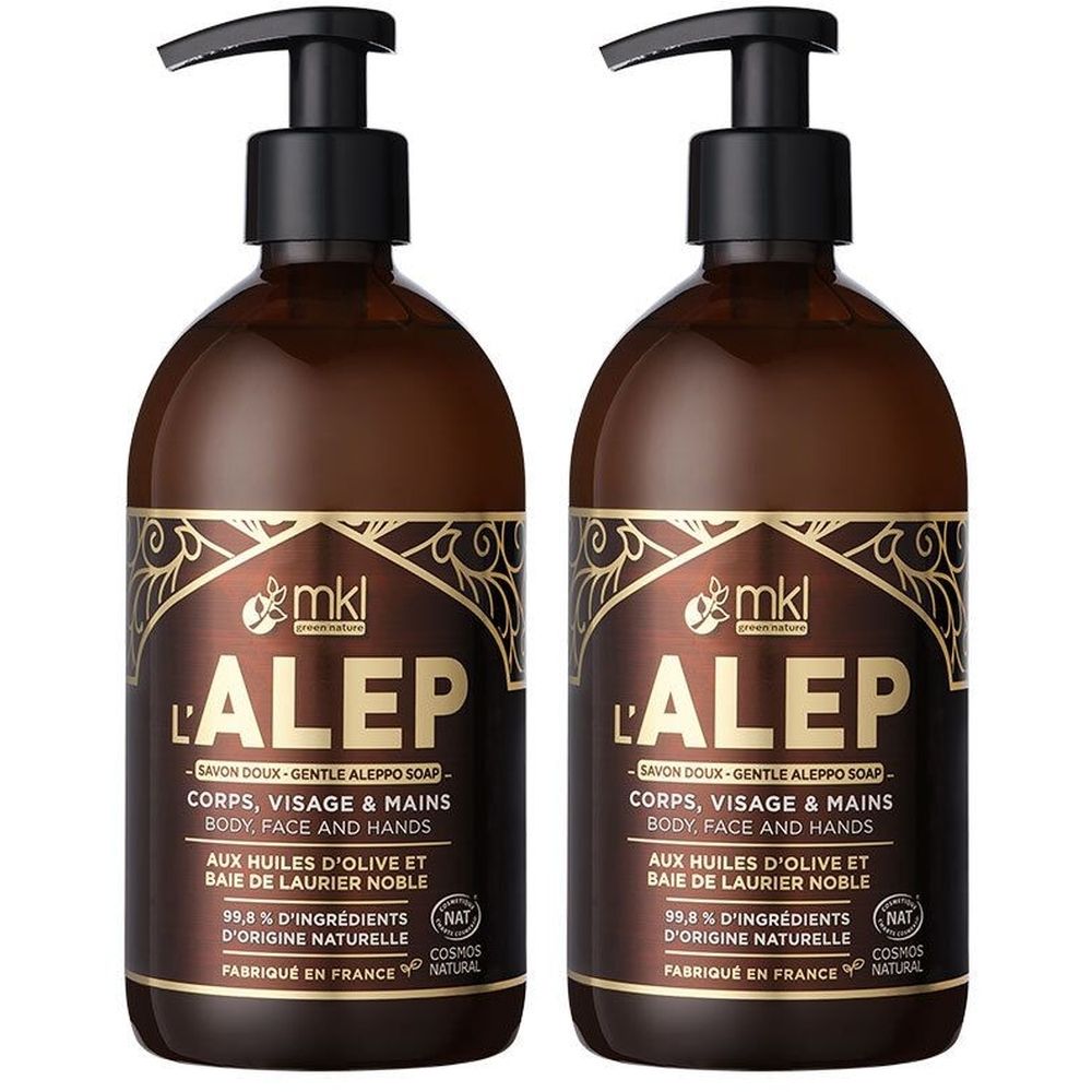 Deux flacons bruns avec pompe noire. Inscription : L'ALEP, mkl green nature, SAVON DOUX. Certification COSMOS NATURAL.