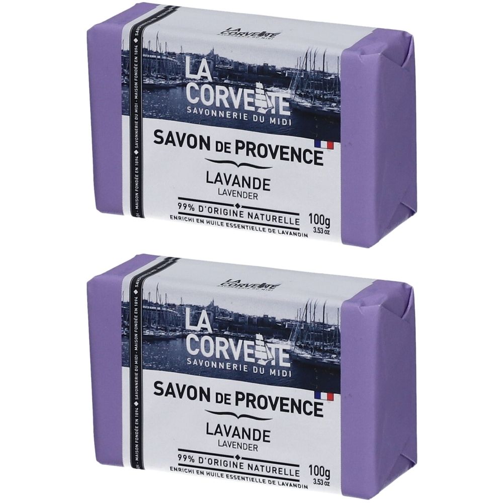 Deux savons violets emballés. Inscription: LA CORVETTE Savon de Provence Lavande, 99% d'origine naturelle. Contient de l'huile essentielle de lavande.