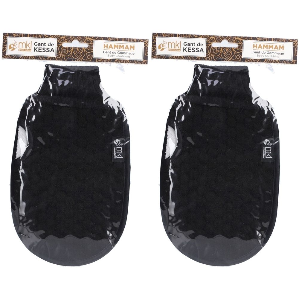 Zwei schwarze Kessa-Handschuhe in Verpackung. Aufschrift: MKL, Hammam, Gant de Gommage. Mit Aufhängeloch.