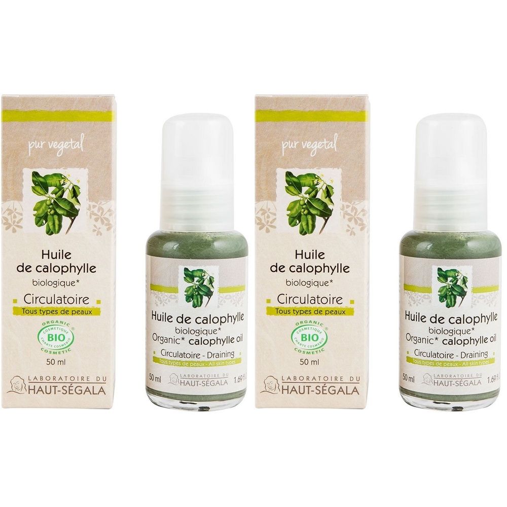 Trois flacons d'huile de calophylle avec emballage en carton. Inscription: Huile de calophylle biologique, Circulatoire, certification BIO, 50 ml.
