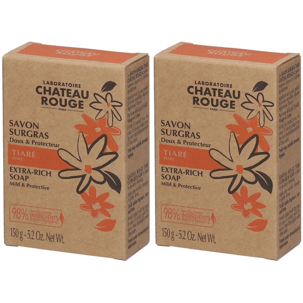 Zwei rechteckige Seifenverpackungen. Aufschrift: CHÂTEAU ROUGE, SAVON SURGRAS TIARÉ, EXTRA-RICH SOAP. 98% Inhaltsstoffe.