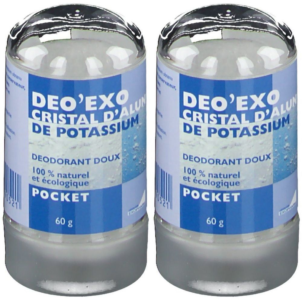 Deux déodorants cylindriques avec couvercle transparent. Étiquettes bleues avec texte: DEO'EXO, CRISTAL D'ALUN DE POTASSIUM, DEODORANT DOUX, POCKET, 60 g.