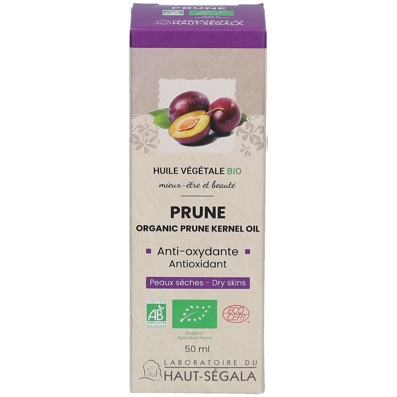 Produktverpackung mit Abbildung von Pflaumen. Aufschrift: PRUNE, Organic Prune Kernel Oil. Zertifizierungen: AB, Bio, Ecocert.