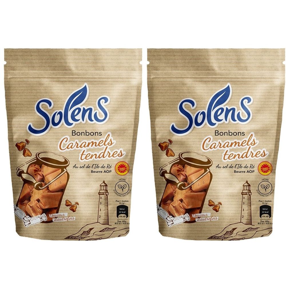 Zwei Beutel SOLENS Bonbons Caramels tendres. Aufschrift: Au sel de l'Île de Ré, Beurre AOP. Abbildung eines Leuchtturms und Karamellen.