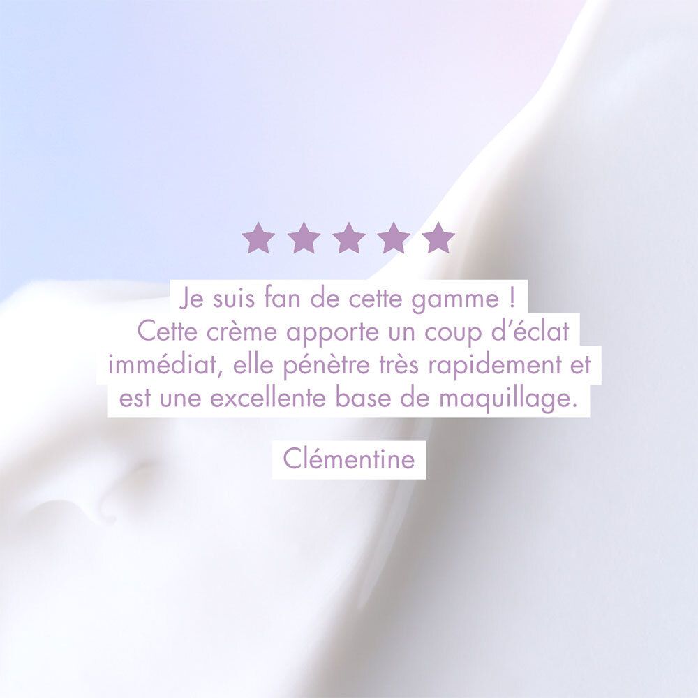Text: Je suis fan de cette gamme! Cette crème apporte un coup d'éclat immédiat.