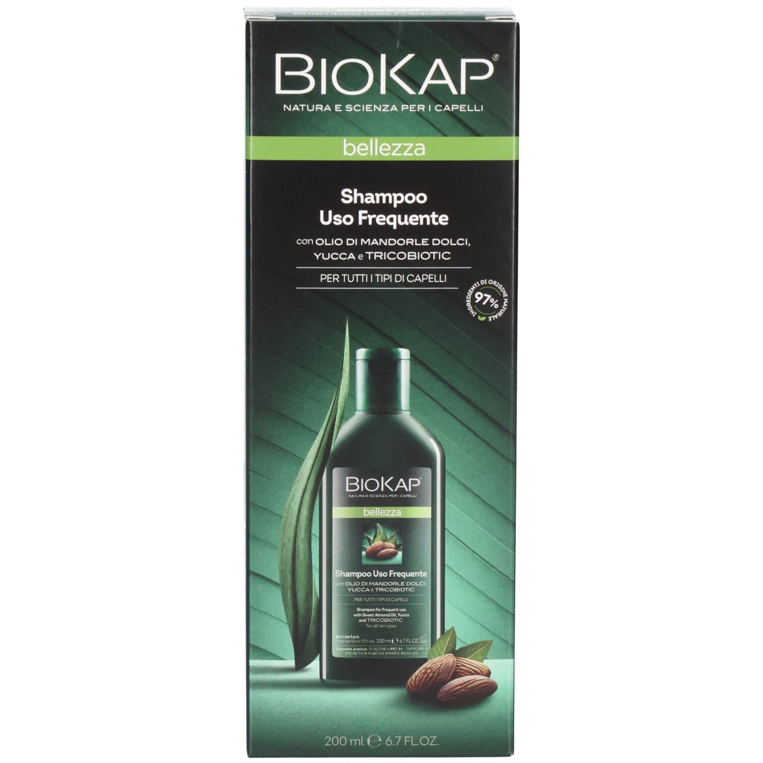 Produktverpackung mit Shampoo-Flasche. Aufschrift: BIOKAP, Bellezza, Shampoo Uso Frequente. Mit Mandelöl, Yucca und TRICOBIOTIC.