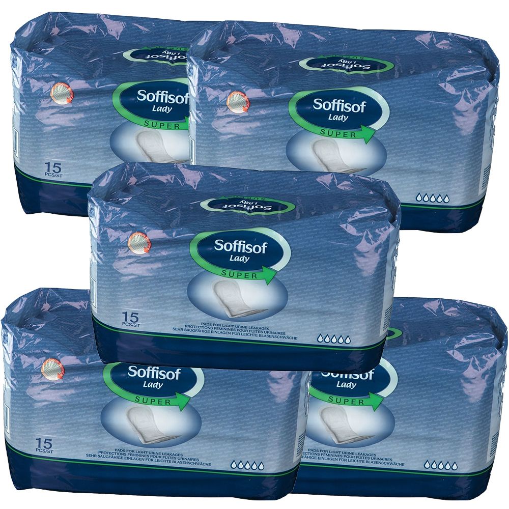 Cinq paquets de serviettes Soffisof Lady Super. Chaque paquet contient 15 pièces. Emballage bleu avec logo et nom du produit.
