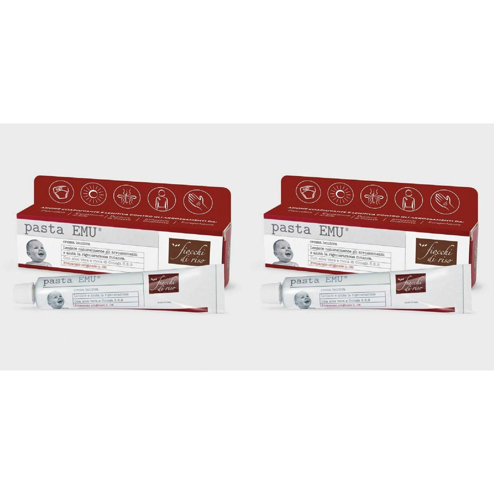 Deux boîtes et tubes. Inscription "pasta EMU" et "Fiocchi di riso". Emballage rouge avec symboles et visage de bébé.