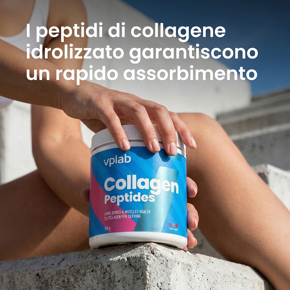 Vplab Collagen Peptides Pulver in einem blauen Behälter, gehalten von einer Hand.