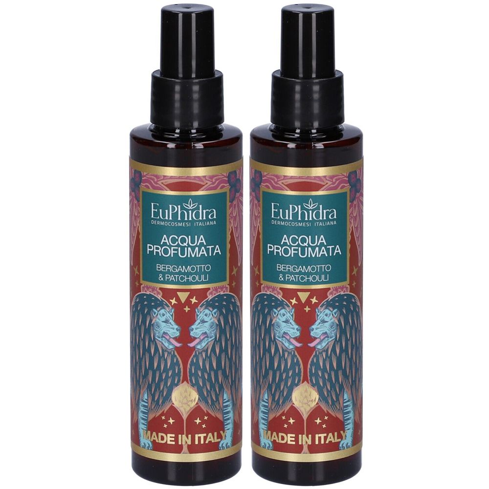 Deux flacons avec vaporisateur noir. Inscription: EuPhidra, Acqua Profumata, Bergamotto & Patchouli. Fabriqué en Italie.