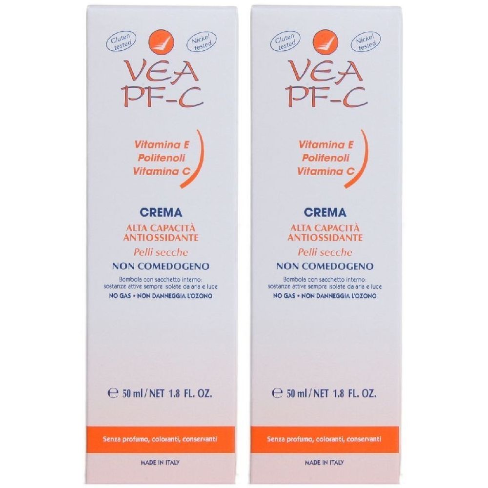 Deux tubes de crème blancs avec l'inscription VEA PF-C. Texte : Vitamine E, Polifenoli, Vitamine C, Crème, Alta Capacita Antiossidante, Pelli secche, Non comedogeno.