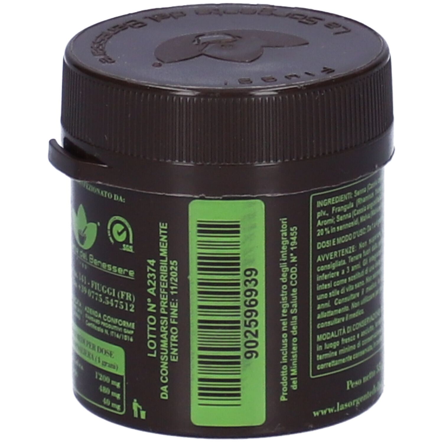 Boîte marron avec étiquette verte. Texte: Numéro de lot, date de péremption, 902596939. Informations sur le produit.