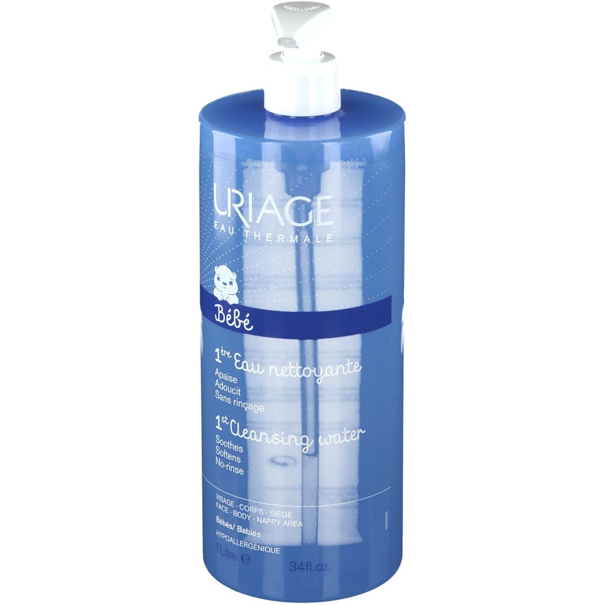 Blaue Flasche mit weißem Pumpkopf. Aufschrift: URIAGE Bébé 1er Eau nettoyante. Für Gesicht, Körper, Windelbereich.