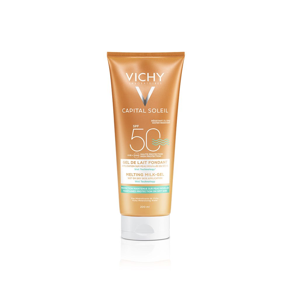 Sonnenmilch-Gel-Tube, goldfarben, mit weißem Verschluss. Aufschrift: VICHY, CAPITAL SOLEIL, SPF 50. Produktname und weitere Informationen.