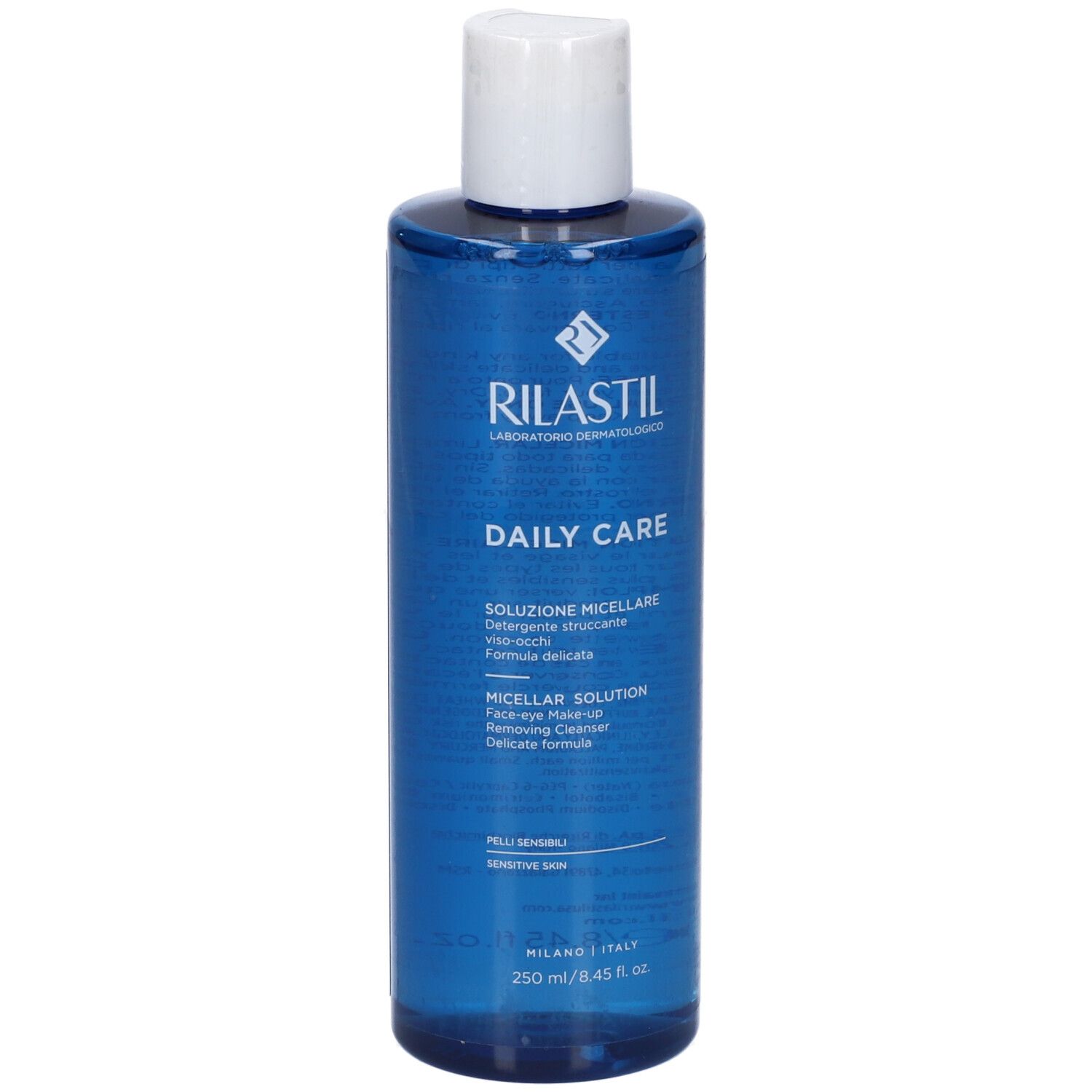 Blaue Flasche mit weißem Deckel. Aufschrift: RILASTIL, DAILY CARE, Micellar Solution. Für empfindliche Haut.