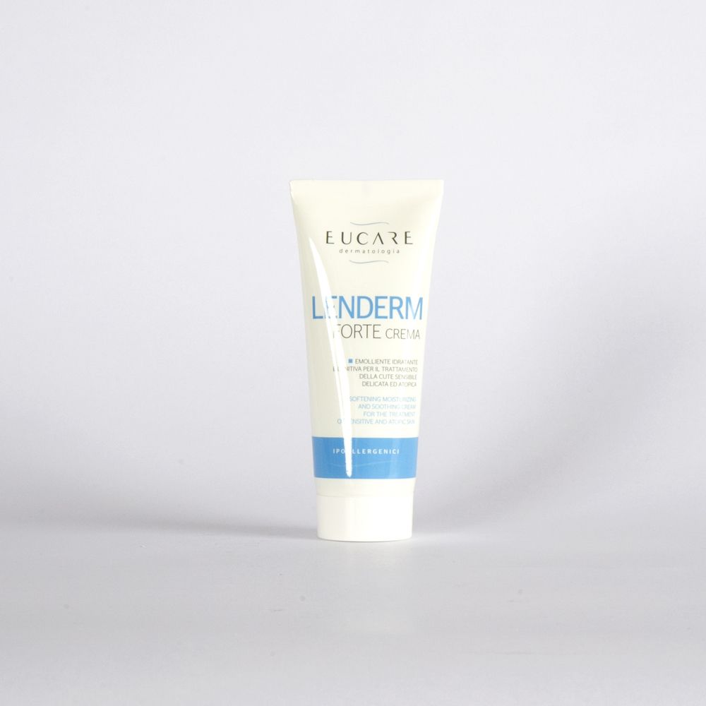 EUCARE Lenderm Forte Cream. Tube blanc, texte bleu. Inscription: « Lenderm Forte Cream ». Pour peaux sensibles.