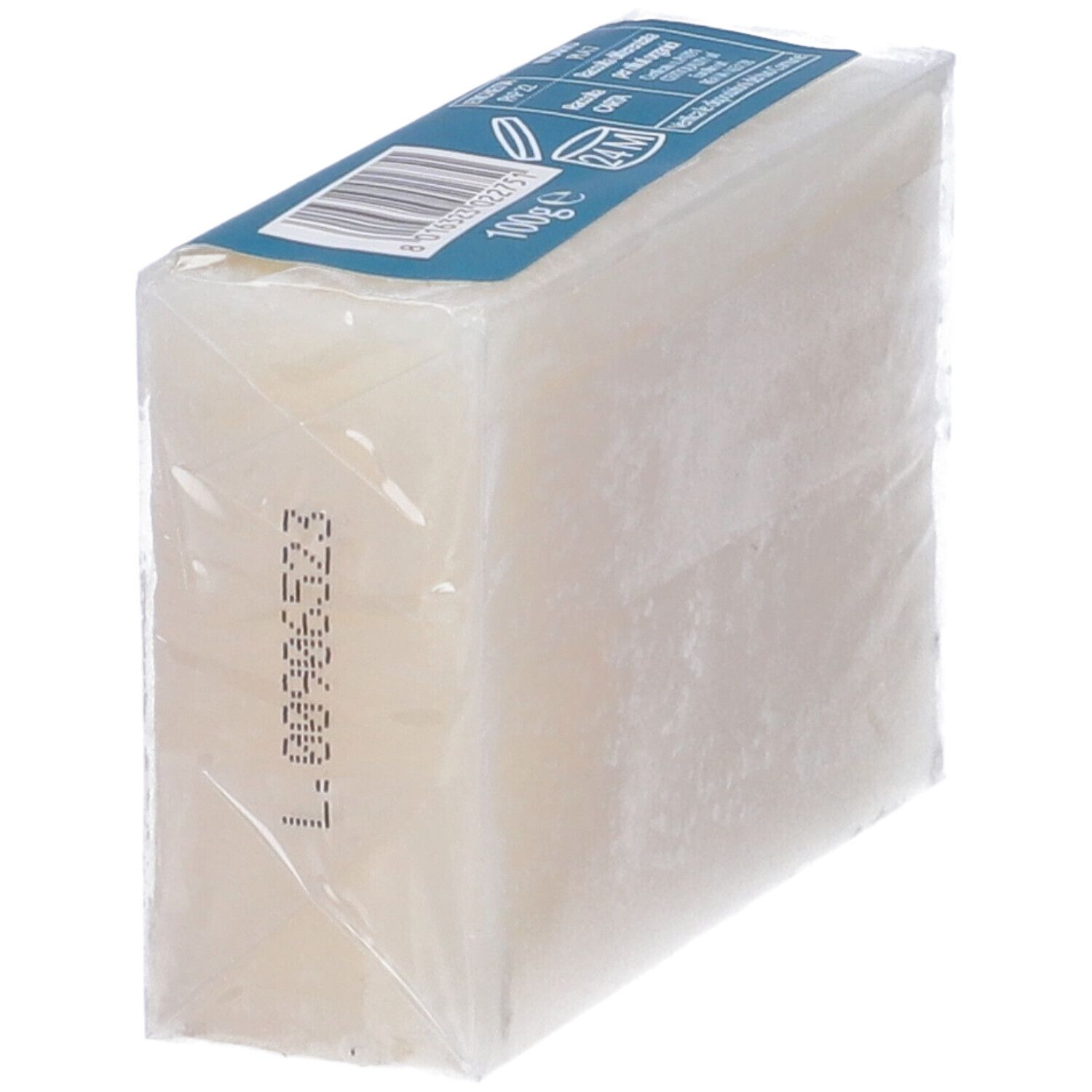 Savon rectangulaire emballé dans une feuille transparente. Informations et date de péremption imprimées sur l'emballage.