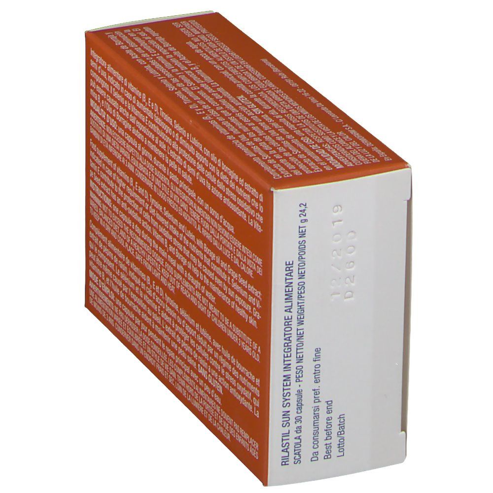 Braune Schachtel mit Text. Enthält Informationen zu Inhaltsstoffen und Haltbarkeit.