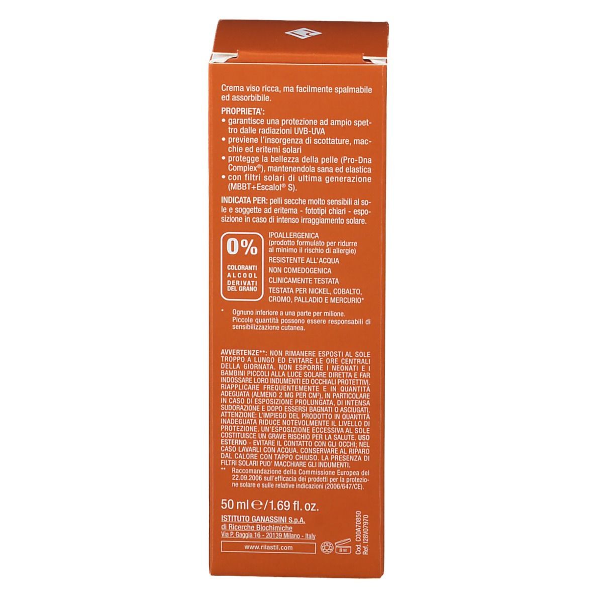 Côté de l'emballage. Texte en italien. Contient des informations sur le produit, les ingrédients et les avertissements.