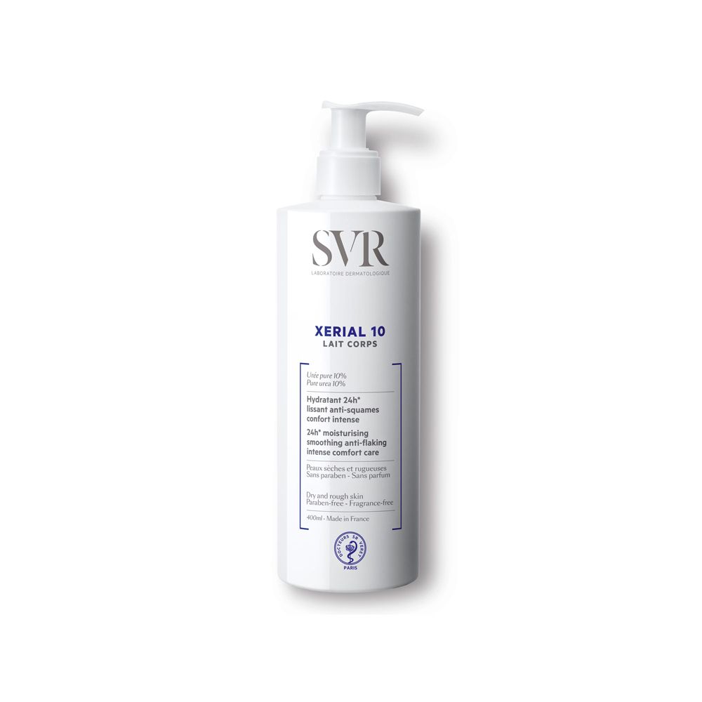 Flacon blanc avec pompe. Inscription: SVR Xérial 10 Lait Corps. Texte: Hydratant 24h, lissant anti-squames, confort intense. 400ml.