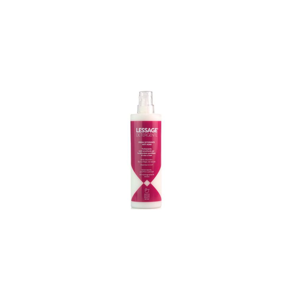 Weiße Flasche mit Sprühkopf. Aufdruck: LESSAGE® Anti-Aging-Reiniger. Rosa Etikett mit Produktinformationen.