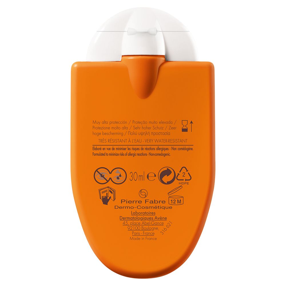 Rückseite der Sonnencreme-Flasche. Text: 30 ml, Pierre Fabre, Dermo-Cosmétique, 12M. Wasserfest.