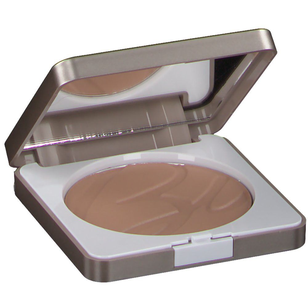Kompaktpuder mit Spiegel. Braune Farbe. Quadratische, silberfarbene Hülle mit weißem Innenraum.