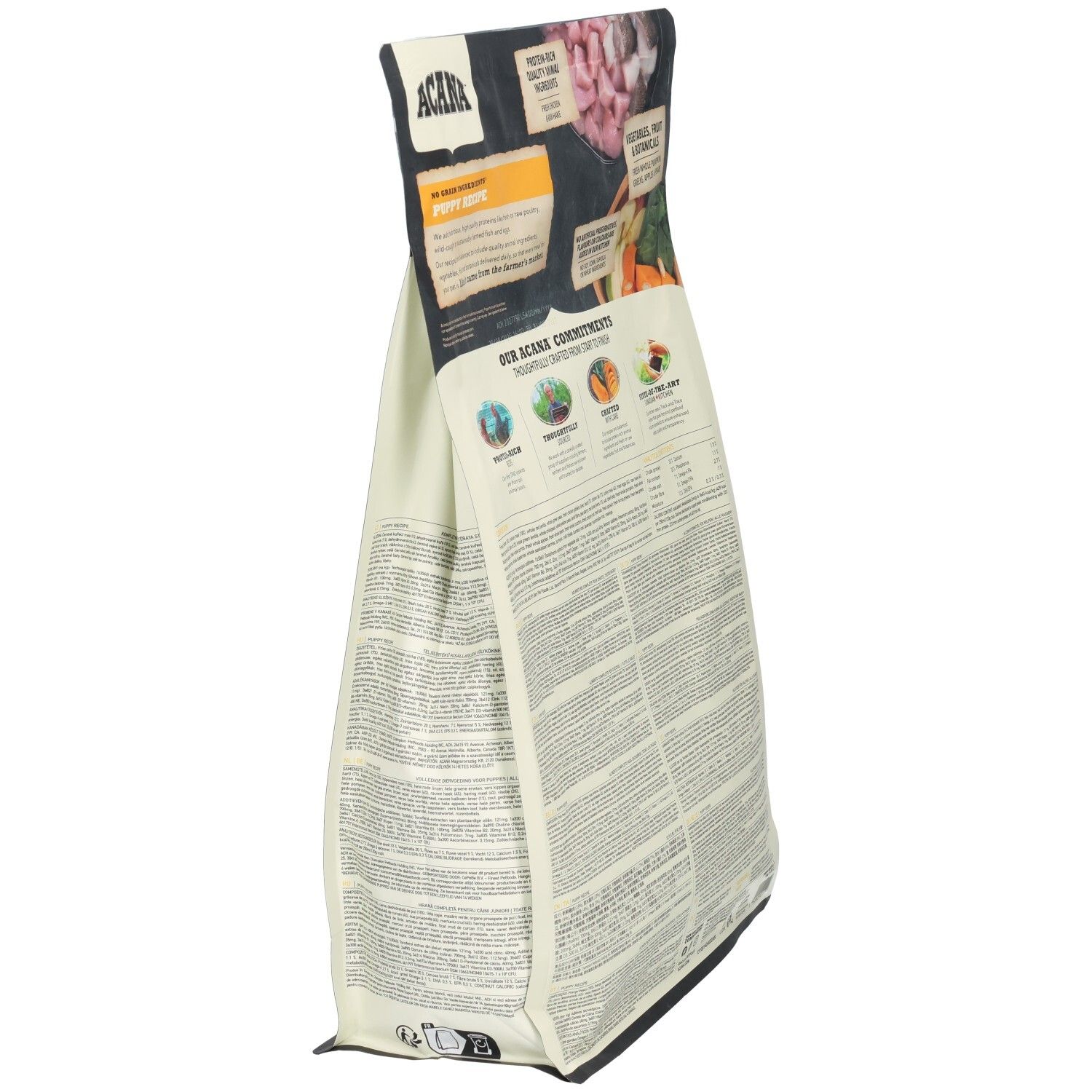 Seitenansicht des ACANA Puppy Recipe Beutels. Text mit Zutaten, Nährwertangaben und Herstellerinformationen. Abbildungen von Zutaten.