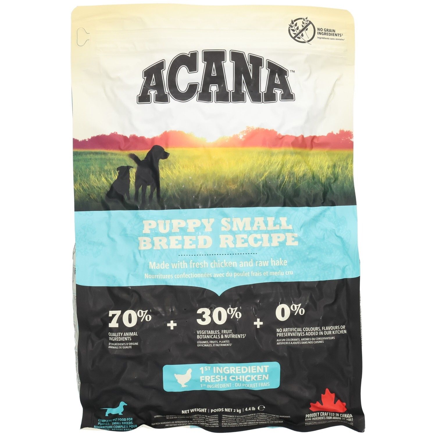 ACANA Puppy Small Breed Rezept Hundefutter: Vorderseite mit Bild von zwei Hunden im Sonnenuntergang und Produktmerkmalen.