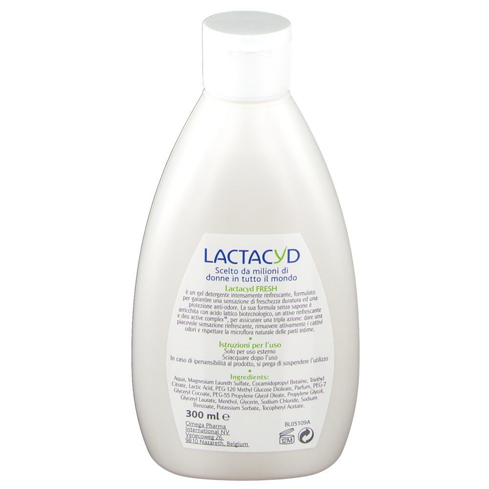 Dos d'un flacon blanc. Inscription: Lactacyd Fresh. Produit pour l'hygiène intime. Ingrédients.