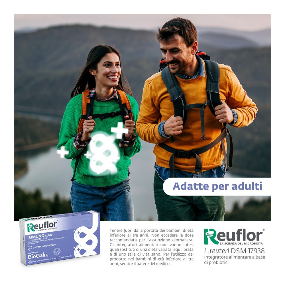 Boîte Reuflor D3 800 et couple de randonneurs. Pour adultes.