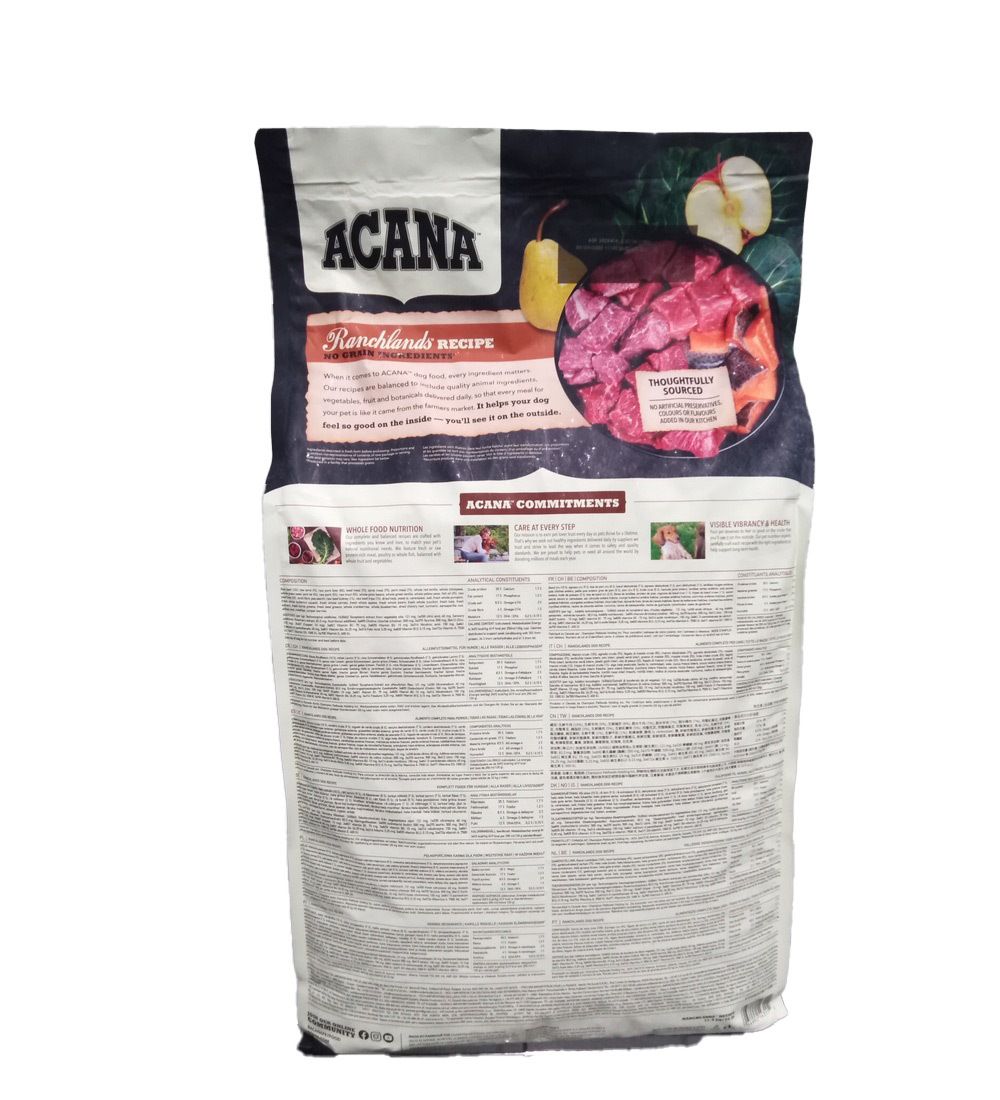 Dos du sac de nourriture pour chiens ACANA Ranchlands. Contient du texte et des illustrations d'ingrédients et d'informations sur le produit.