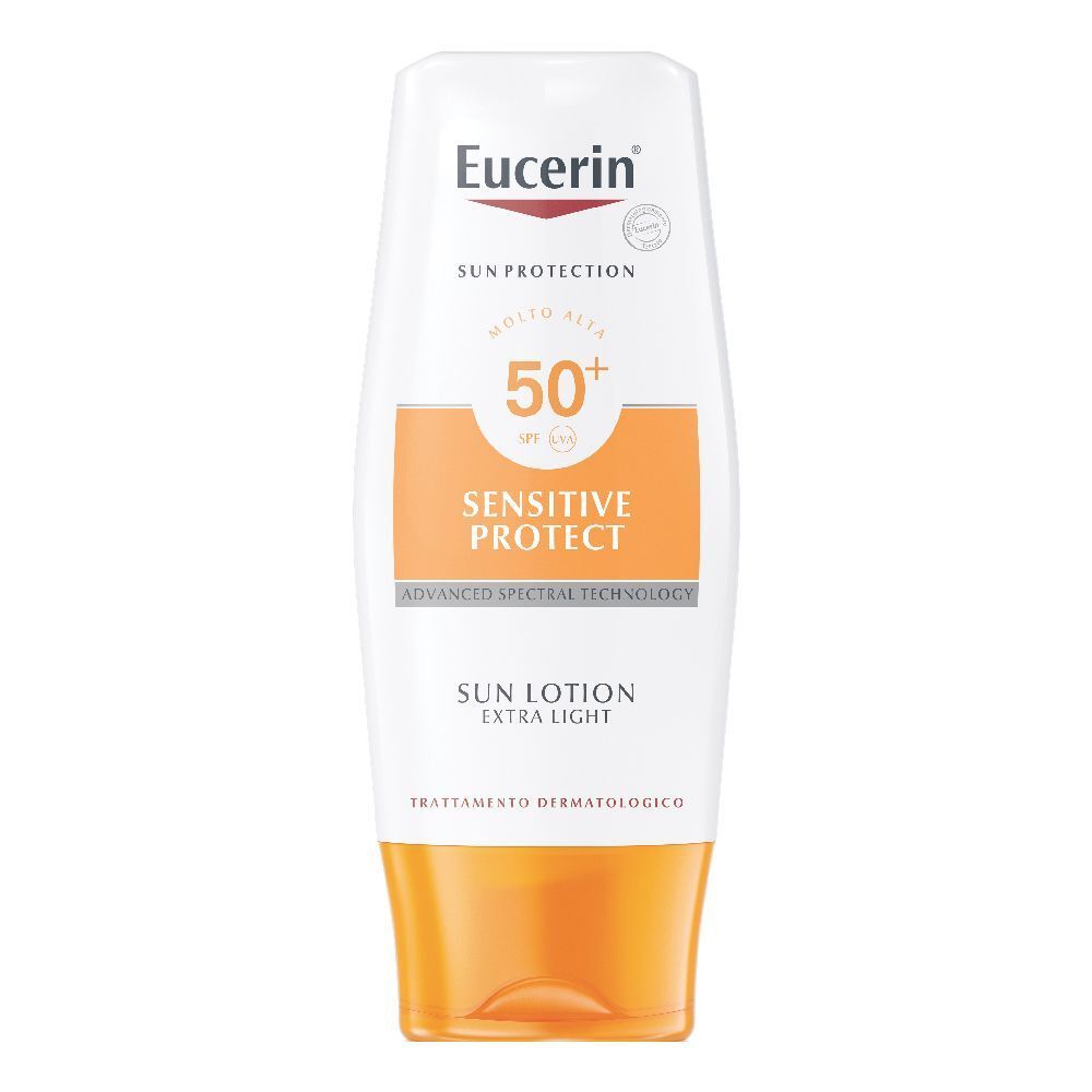 Eucerin Sun Protection SPF 50+ Lotion. Weiße Flasche mit orangefarbenem Akzent. Text: Sensitive Protect, Sun Lotion Extra Light.