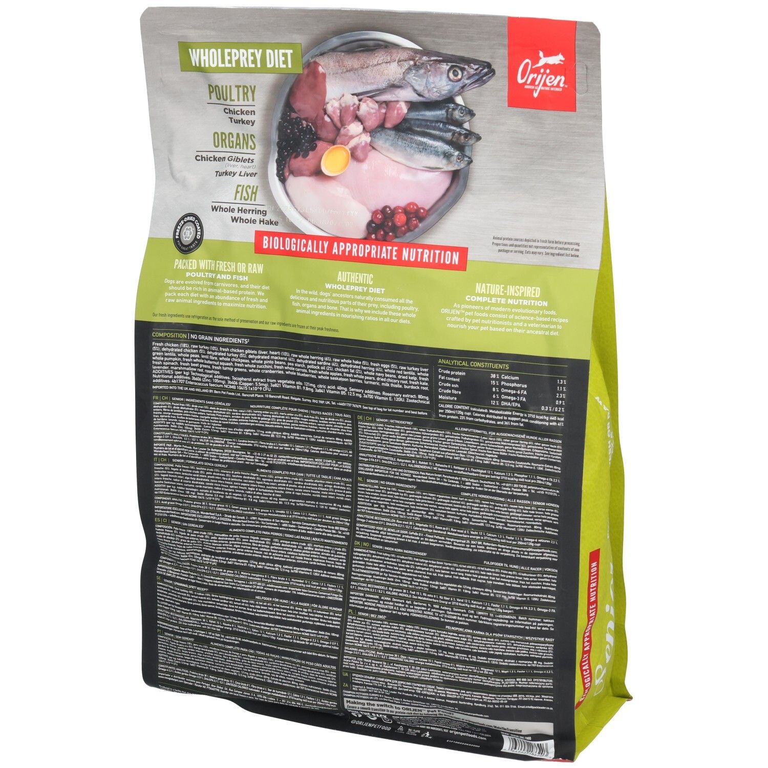 Rückseite des Orijen Dog Senior 2 kg Beutels. Enthält Informationen zu Zutaten und Nährwerten. Abbildung von Zutaten wie Fisch und Innereien.