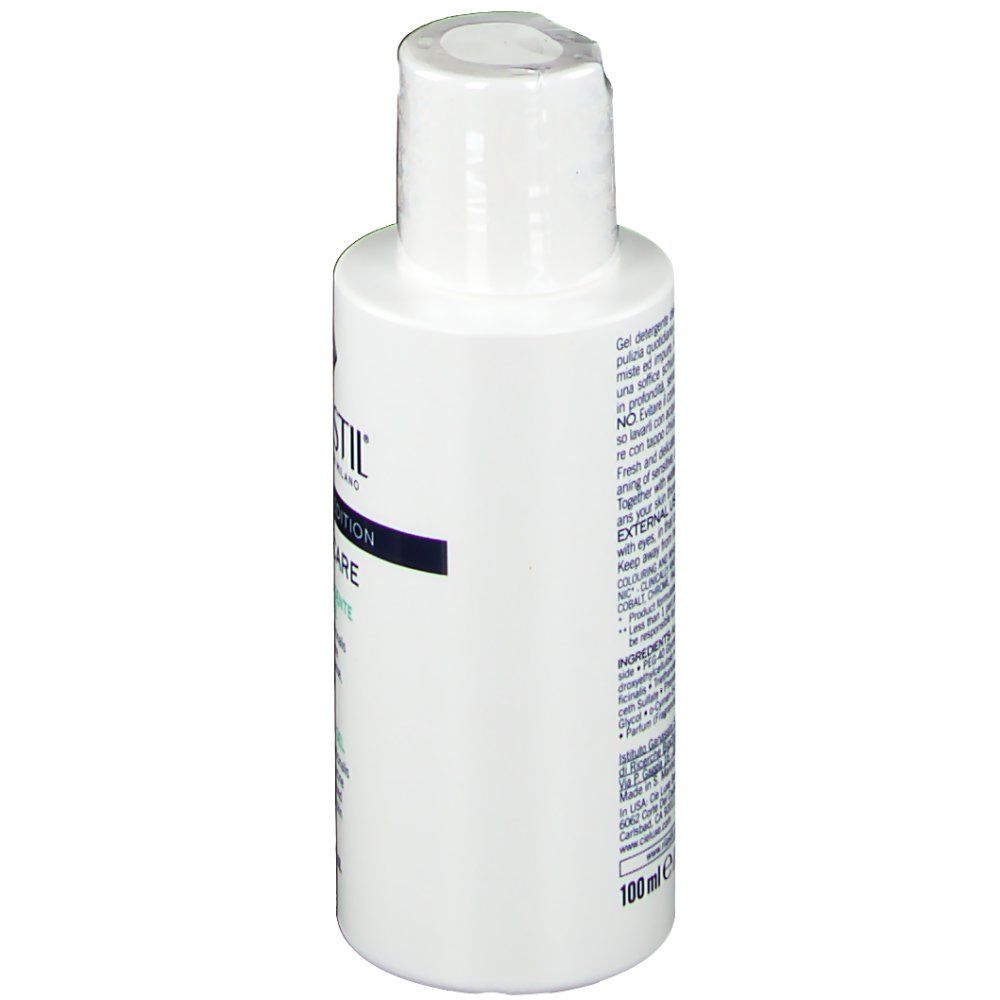Weißes Fläschchen mit weißem Deckel. Aufschrift: RILASTIL, Daily Care. Text in mehreren Sprachen. 100 ml.
