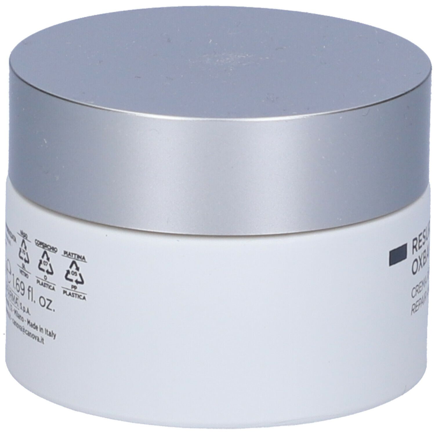 Weißer Cremetiegel mit silbernem Deckel. Auf der Seite Text und Symbole. Hergestellt in Italien. 1.69 fl. oz.