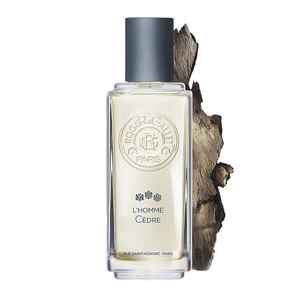 Flacon Roger & Gallet L'Homme Cèdre avec morceau de bois. Forme rectangulaire, bouchon gris.