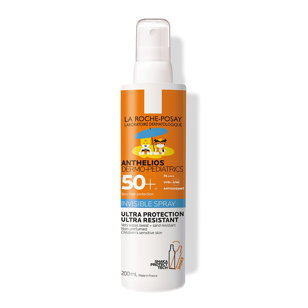Flacon de spray solaire. Étiquette orange et blanche avec nom et logo. Tête de pulvérisation. 200 ml.