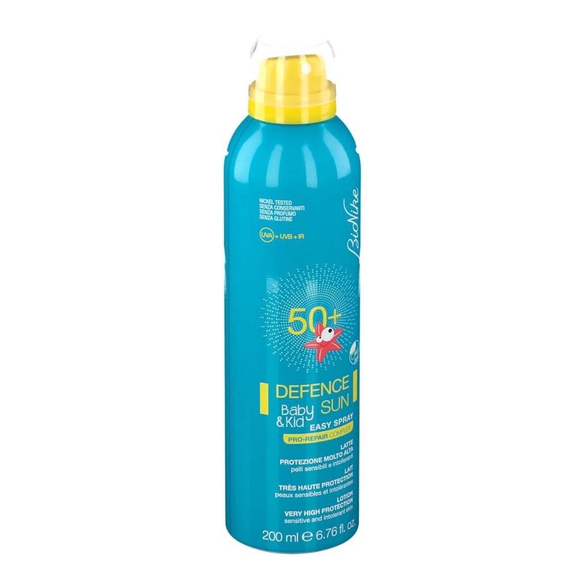 Türkisblaue Sprayflasche mit gelbem Sprühkopf. Aufschrift: Defence Sun Baby & Kid, LSF 50+. Marke: BioNike.