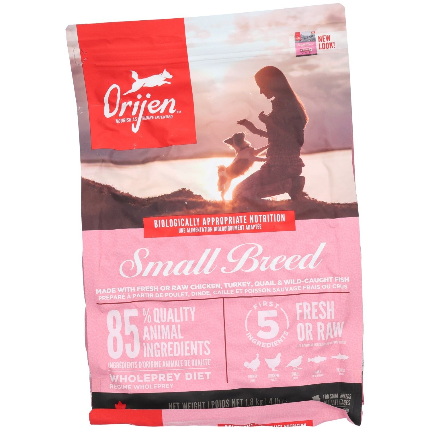 Rosa Verpackung mit "Orijen"-Logo und "Small Breed"-Schriftzug. Enthält 85% tierische Zutaten. Nettoinhalt: 1,8 kg.