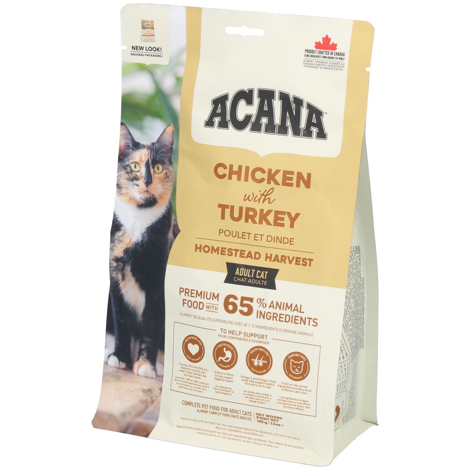 Beutel mit Katzenfutter. Aufschrift ACANA, Chicken with Turkey, Homestead Harvest. Katze auf der Verpackung.