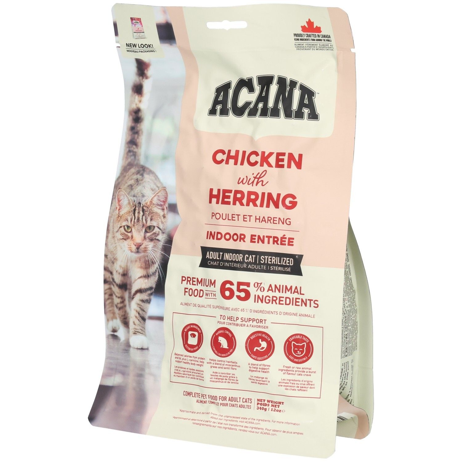 Beutel mit Katzenfutter. Aufschrift ACANA, Chicken with Herring. Abbildung einer Katze. 65% tierische Zutaten.