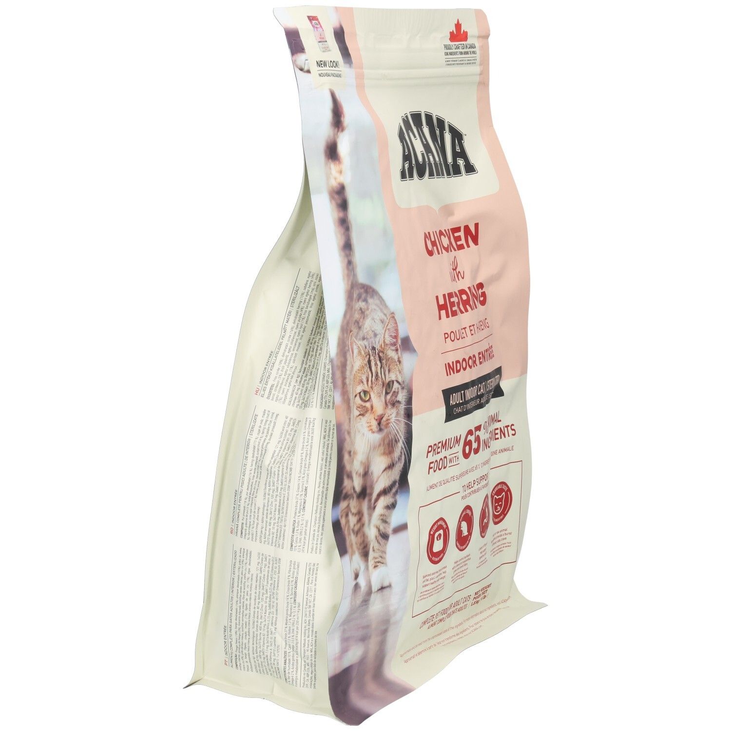 Ansicht einer rosa-weißen Tüte Katzenfutter. Aufschrift: ACANA, Chicken with Herring, Indoor Entrée. Abbildung einer Katze. 65% tierische Zutaten.