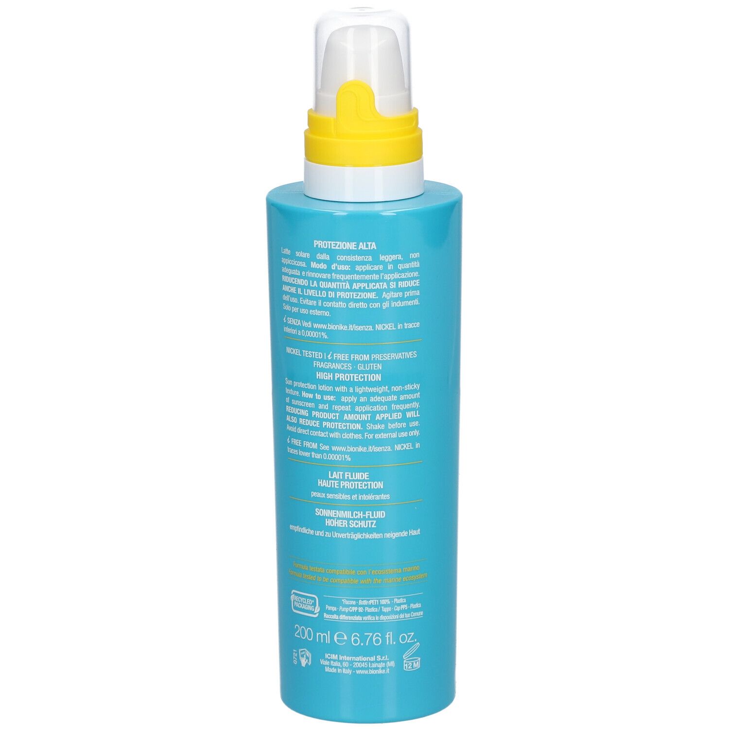 Flacon bleu turquoise avec tête de pulvérisation blanche et anneau jaune. Dos avec texte. Marque : BioNike.