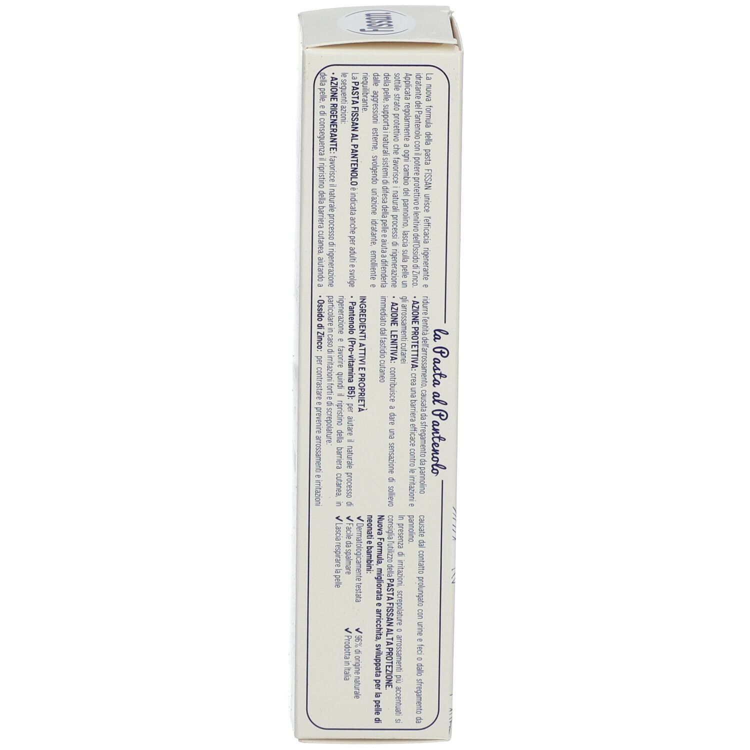 Fissan Pasta al Pantenolo-Verpackung. Weiße Schachtel mit Produktinformationen und Logo. Seitenansicht.