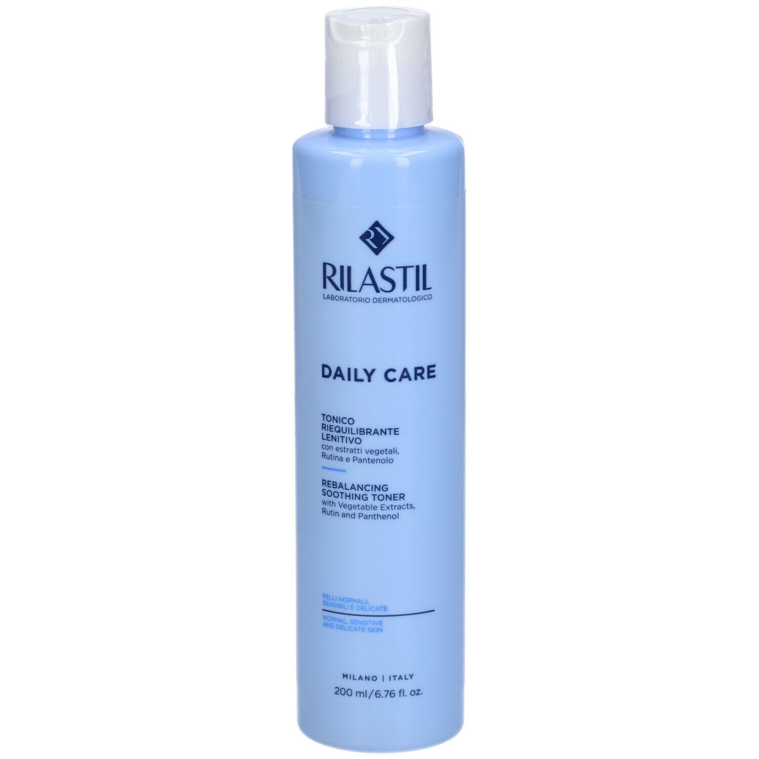 Hellblaue Flasche mit weißem Deckel. Aufschrift: RILASTIL, DAILY CARE, Tonico, 200 ml.