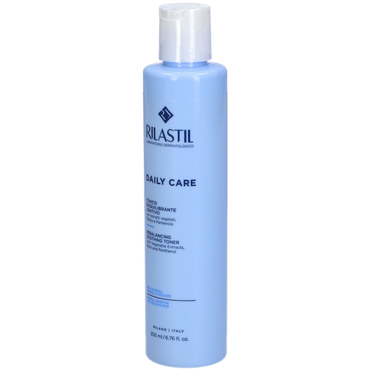 Hellblaue Flasche mit weißem Deckel. Aufschrift: RILASTIL, DAILY CARE, Tonico, 200 ml.