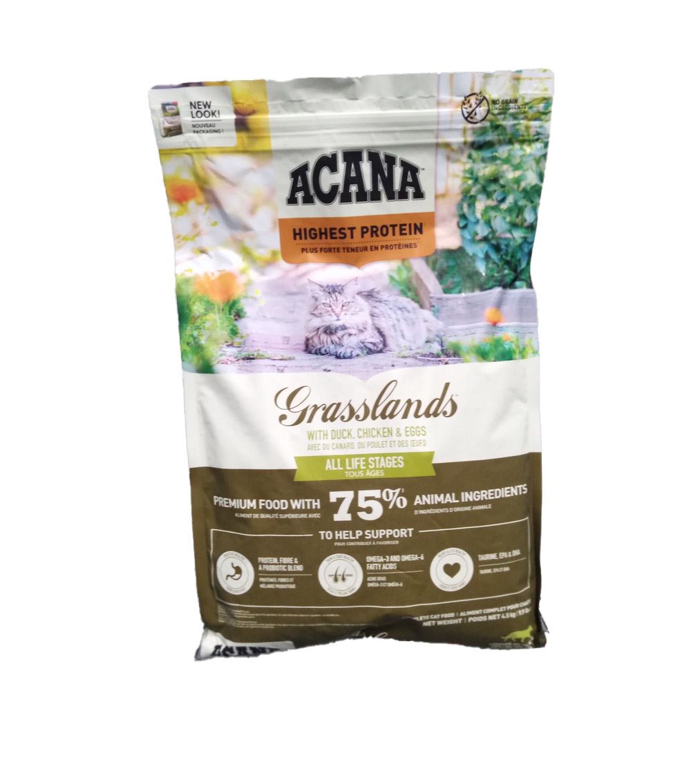 Sac de nourriture pour animaux. Inscription: ACANA, Grasslands, chat, 75% ingrédients animaux. Avec canard, poulet et œufs. Pour tous les âges.